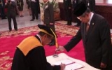 Presiden SBY Lantik Suwardi Sebagai Waka MA Bidang Non Yudisial Presiden SBY Lantik Suwardi Sebagai Waka MA Bidang Non Yudisial